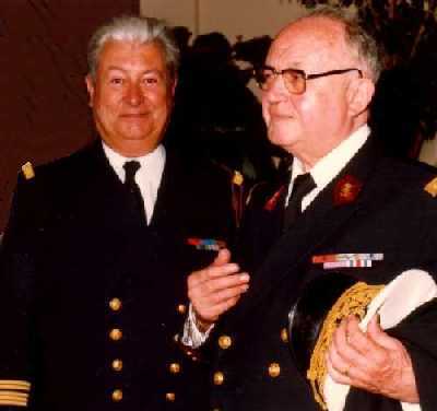 Capitaine de Vaisseau Paul Bernard et M&eacute;decin-G&eacute;n&eacute;ral Carr&eacute;
